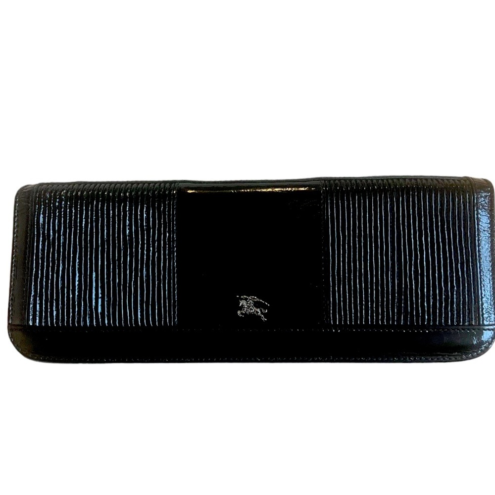 Burberry black patent clutch leather Wristlet bag/clutch